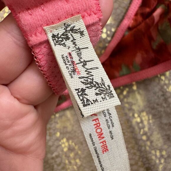 Free People Pretty Little Bralette Pink Strawberry Combo Medium NWOT - Picture 6 of 9